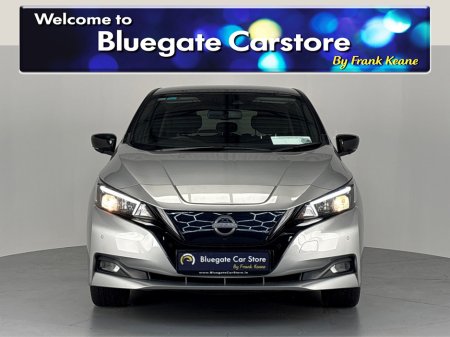 2023 Nissan Leaf PREMIUM 40KW**HEATED FRONT SEATS**HEATED MULTIFUNCTIONAL STEERING WHEEL**SEMI DIGITAL DASH**TOUCHSCREEN BLUETOOTH MEDIA**NAVIGATION**REVERSE CAMERA**PARKING SENSORS**ECO MODE**CRUISE CONTROL €17,995 thumbnail