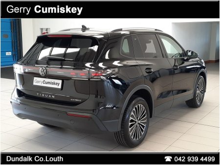 2025 Volkswagen Tiguan - thumbnail 12