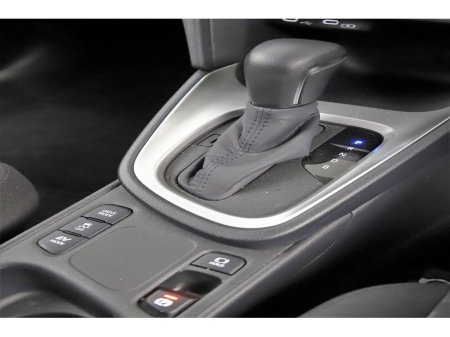 2024 Toyota Yaris Cross 1.5 LUNA HYBRID *ANDROID*CARPLAY*REVERSE CAM* €27,890 thumbnail