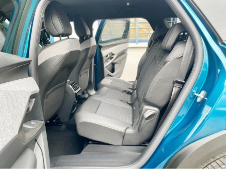 2025 Peugeot 5008 - thumbnail 36