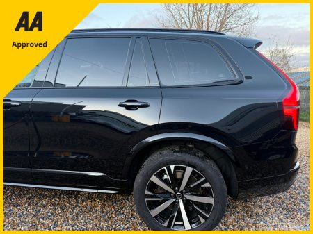 2025 Volvo XC90 - thumbnail 41