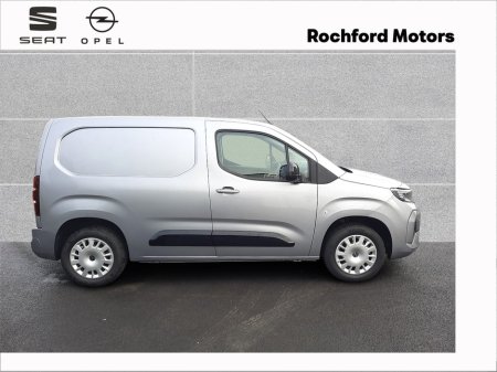 2025 Opel Combo L1H1 Sportive 1.5 130HP AUTO €25,200