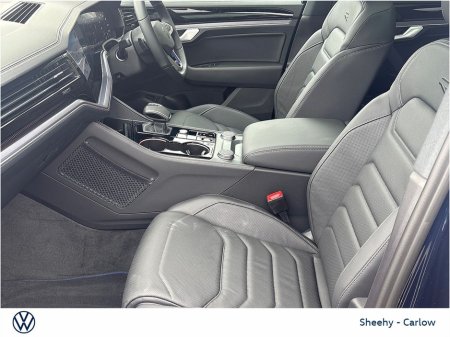 2025 Volkswagen Touareg 3.0TSI R PHEV 462HP €94,950