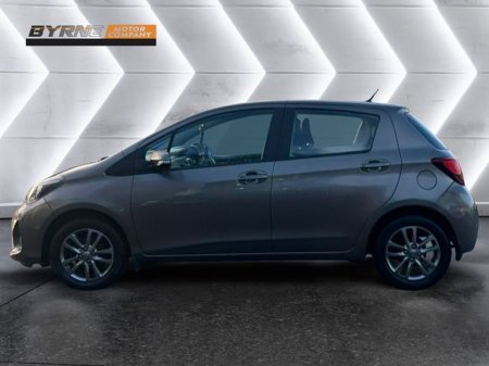 2016 Toyota Yaris 1.0 Luna 4DR €8,995 thumbnail