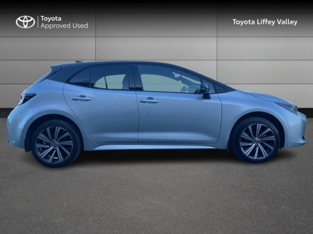 2023 Toyota Corolla - thumbnail 3