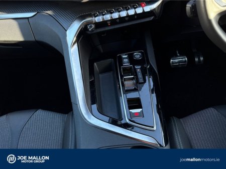 2025 Peugeot 5008 - thumbnail 17