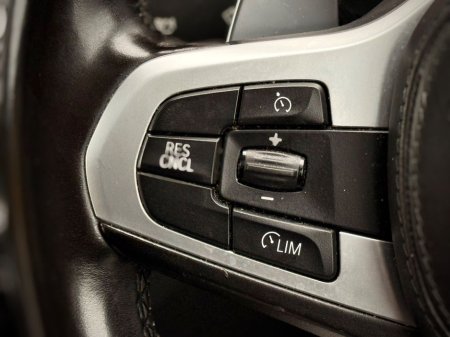 2017 BMW 5 Series - thumbnail 30