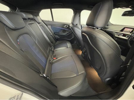 2019 BMW 1 Series - thumbnail 8