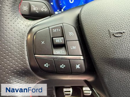 2022 Ford Kuga ST-LINE 1.5 TD 120Ps €25,950 thumbnail