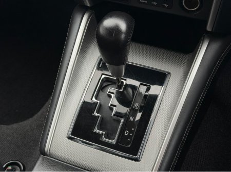 2020 Mitsubishi L200 - thumbnail 32