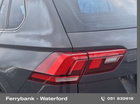 2021 Volkswagen Tiguan - thumbnail 8