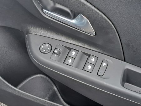 2026 Opel Corsa ELEGANCE 1.2TURBO 100BHP **5 YEARS WARRANTY** €28,950 thumbnail