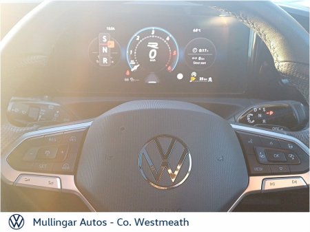 2025 Volkswagen Tiguan 2.0 TDI 150HP R-LINE (Fully Loaded) €59,950 thumbnail