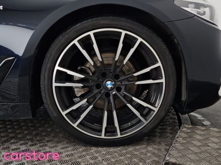 2019 BMW 5 Series - thumbnail 14