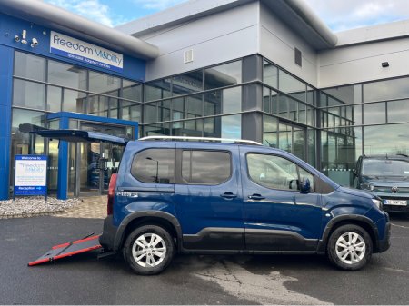 2021 Peugeot Rifter 1.2 Petrol Auto Wheelchair Accessible SWB €24,950 thumbnail