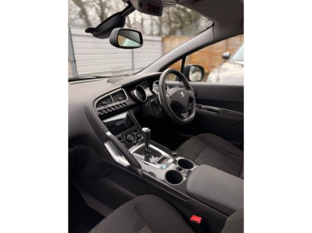 2013 Peugeot 3008 - thumbnail 35