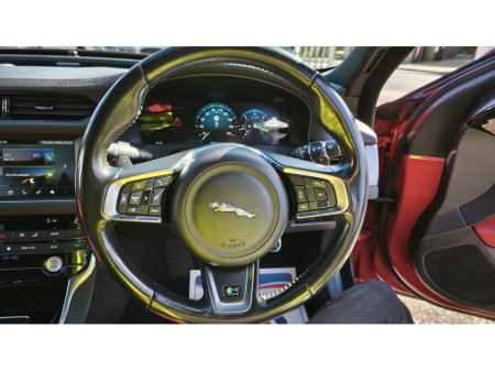 2016 Jaguar XF - thumbnail 22