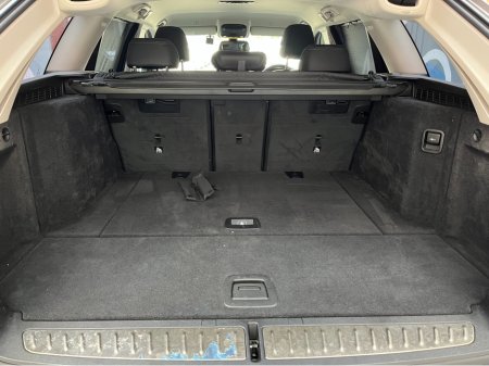 2019 BMW 5 Series - thumbnail 9