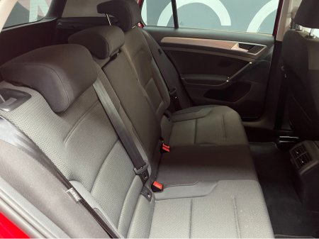 2015 Volkswagen Golf - thumbnail 10