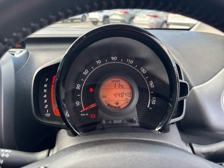 2021 Toyota Aygo - thumbnail 11