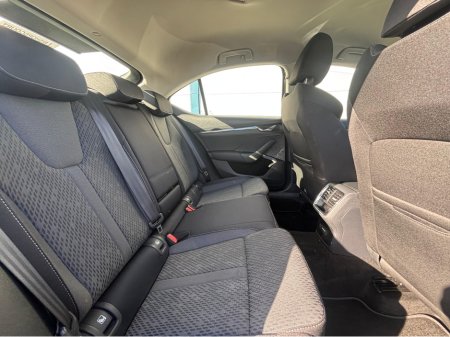 2024 Skoda Octavia - thumbnail 5