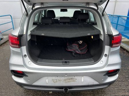 2023 MG ZS 73KWH // LONG RANGE MODEL // VERY LOW MILEAGE // APPLE CARPLAY/ANDROID AUTO €22,900 thumbnail