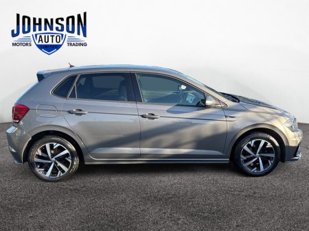 2019 Volkswagen Polo R-LINE 1.0 MANUAL 5SPEED 65HP 5DR €15,900 thumbnail