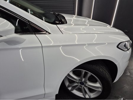 2017 Ford Mondeo - view 2