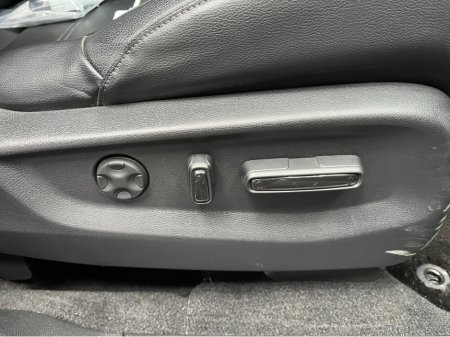 2022 Honda CR-V 2022 HONDA CR-V EHEV EX BLACK EDITION 2.0 AUTOMATIC / CRUISE CONTROL / REVERSE CAMERA / ELECTRIC MEMORY HEATED FRONT & REAR SEATS / PANORAMIC SUNROOF / PADDLE SHIFTERS thumbnail