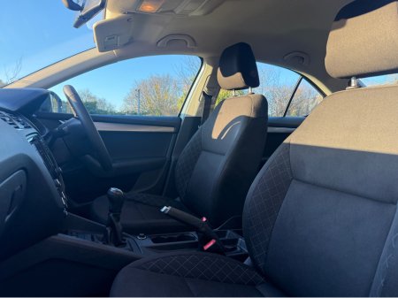 2018 Skoda Octavia - thumbnail 13