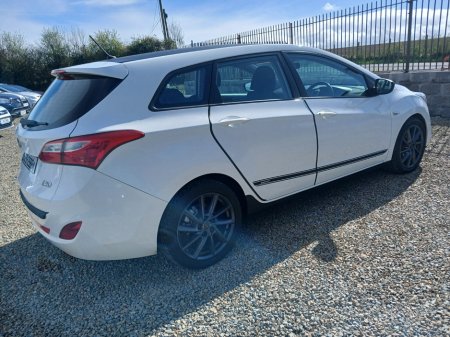 2015 Hyundai i30 - thumbnail 9