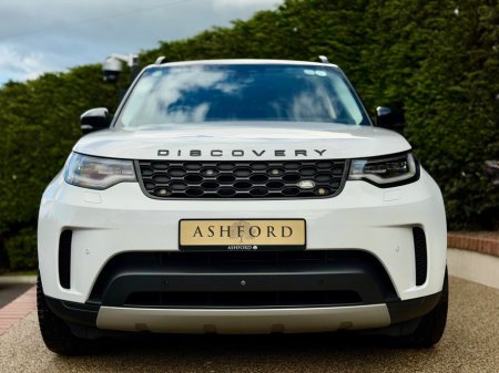 2021 Land Rover Discovery - view 2