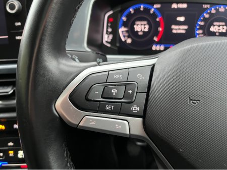 2023 Volkswagen T-Roc STYLE 1.0 PETROL //HIGH SPEC//HALF LEATHER HEATED SEATS//PANORAMIC GLASS ROOF//SAT NAV//REVERSE CAMERA// €27,950 thumbnail