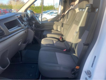 2022 Ford Transit 350L BASE 2.0 TD 130BHP M6 RWD LWB €19,101 thumbnail
