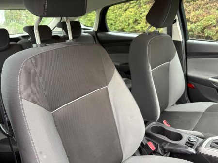 2014 Ford Focus - thumbnail 14