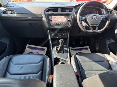 2020 Volkswagen Tiguan - thumbnail 16