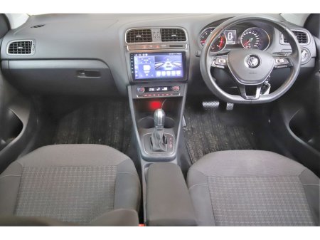 2015 Volkswagen Polo - thumbnail 14