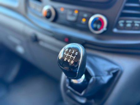 2022 Ford Transit Custom - thumbnail 23