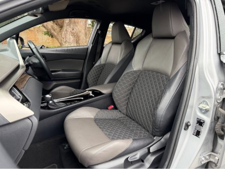 2023 Toyota C-HR HYBRID SOL..RAER CAMERA WITH PARK ASSIST €21,900 thumbnail