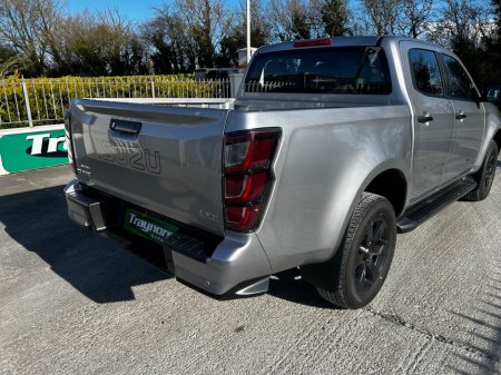 2026 Isuzu D-MAX - thumbnail 11