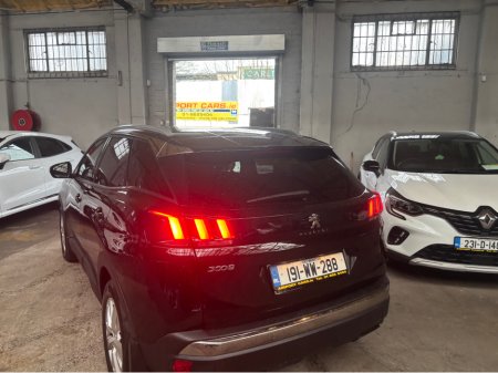 2019 Peugeot 3008 - thumbnail 5