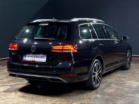 2020 Volkswagen Golf ESTATE AUTOMATIC 1.2L TSI - REVERSE CAMERA - UPGRADED ALLOY WHEELS - PADDLE SHIFT - DIGITAL DASH - CRUISE CONTROL - A/C HEATING CONTROLS €20,950 thumbnail