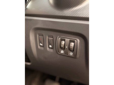 2016 Renault Captur - thumbnail 25