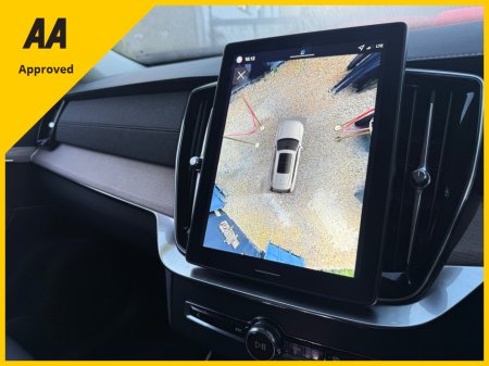 2025 Volvo XC90 - thumbnail 38