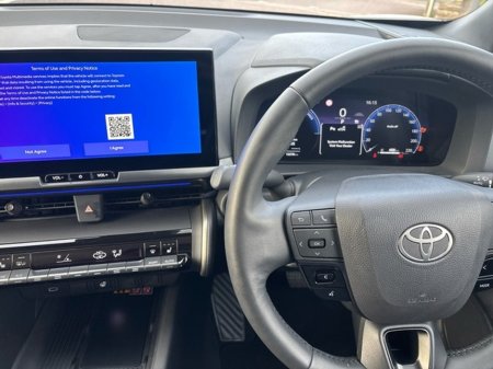 2025 Toyota C-HR - thumbnail 9