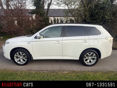 2015 Mitsubishi Outlander - thumbnail 5