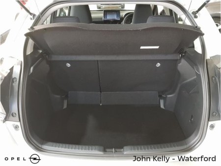 2023 Toyota Yaris HYBRID 1.5 ICON HEV CVT €19,995 thumbnail