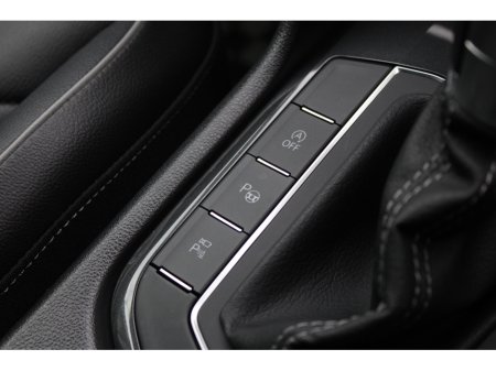 2018 Volkswagen Tiguan - thumbnail 18