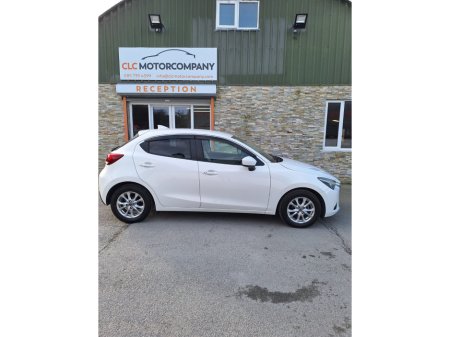 2016 Mazda Demio - thumbnail 2