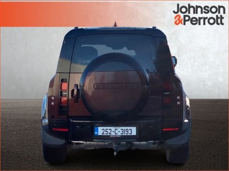 2025 Land Rover Defender 110 2.0 Si4 PHEV 300 PS Sedona Edition (Remainder of 5 year Warranty) €125,900 thumbnail